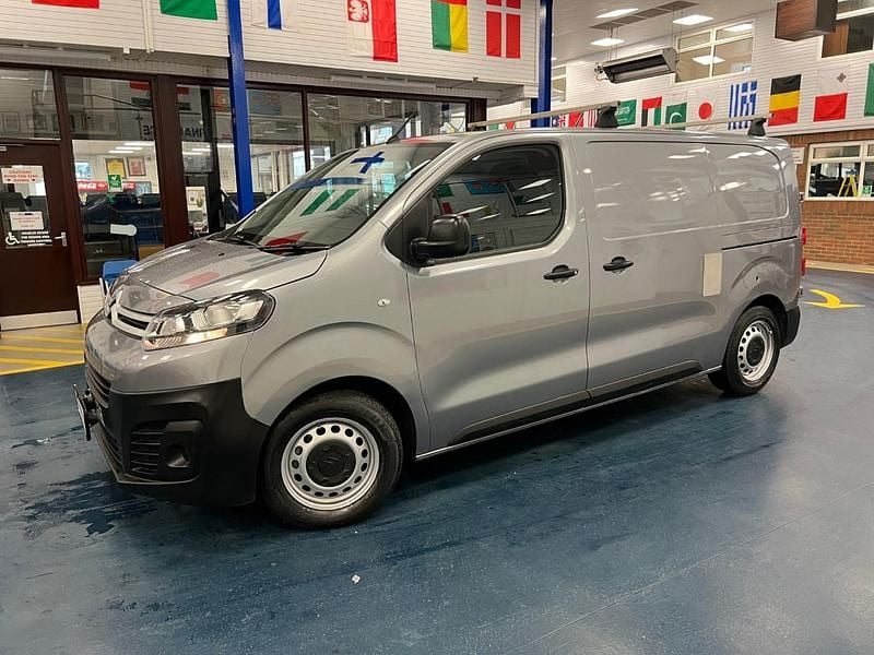 Used Citroën Dispatch 100 HP (73 kW) 2022 Grey MPV