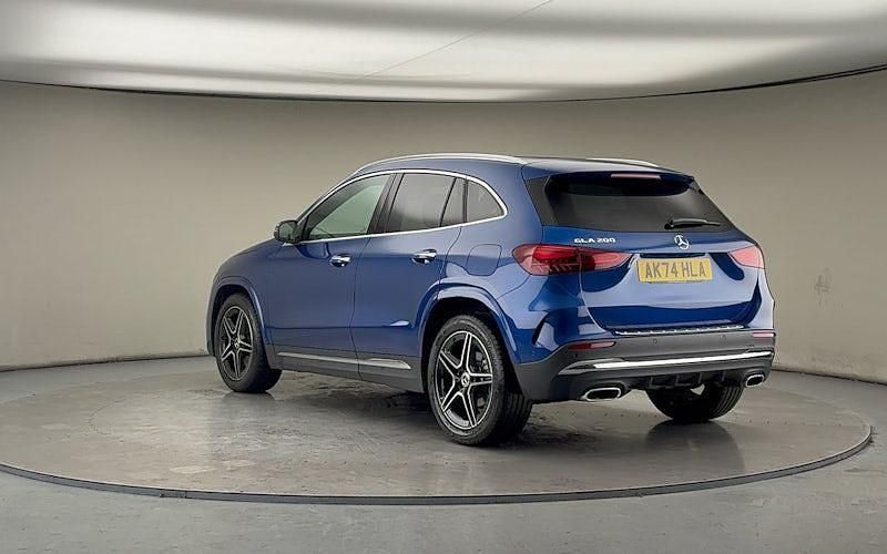 Used Mercedes GLA200 Executive 163 HP (119 kW) 2025 SUV