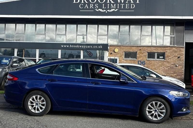 Blue Used 2015 Ford Mondeo Zetec Hatchback | £4,990 (Fair price) - Image 1/1