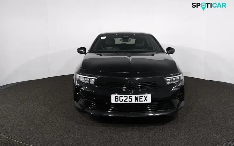 Used Vauxhall Astra S 131 HP (96 kW) 2025 Black Estate