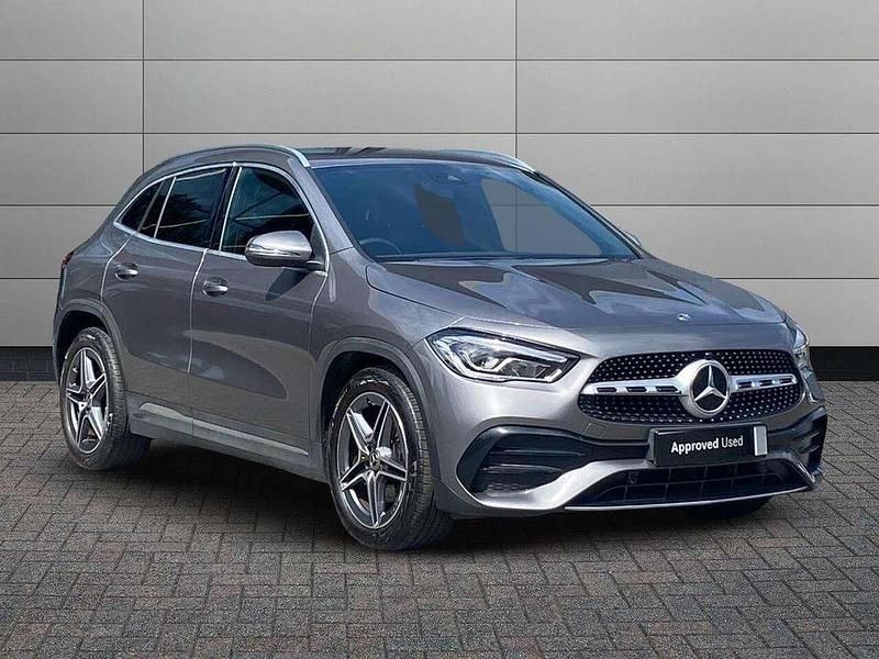 Grey Used 2020 Mercedes GLA220 AMG line SUV | £24,344 (Good price) - Image 1/4