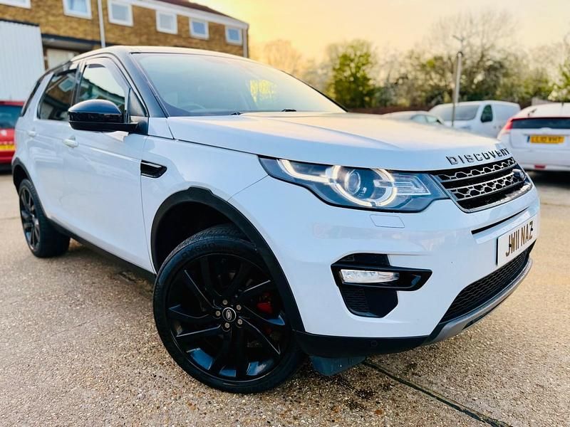 Used Land Rover Discovery Sport HSE 180 HP (132 kW) 2017 White SUV