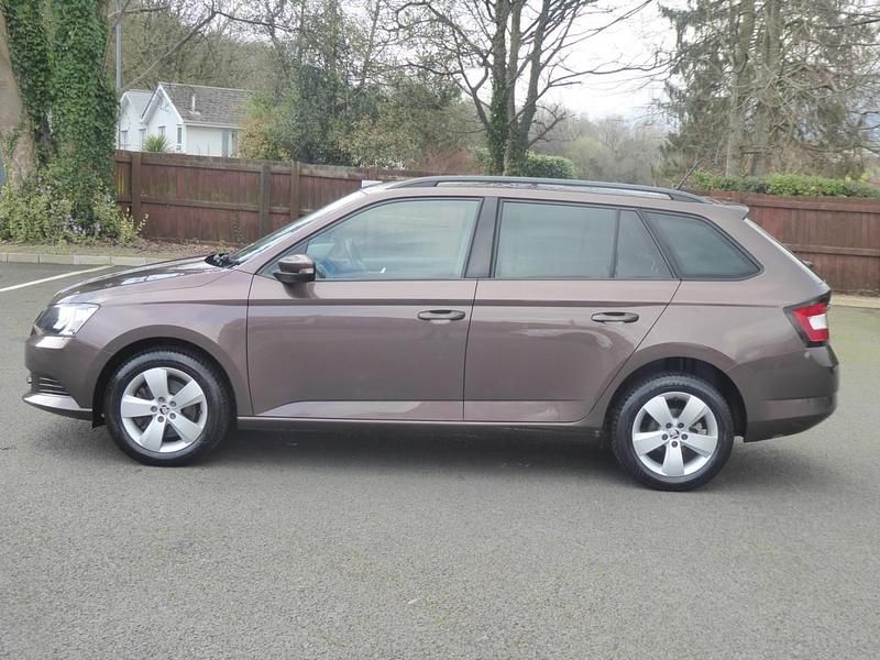 Used Skoda Fabia SE 2016 Brown Estate