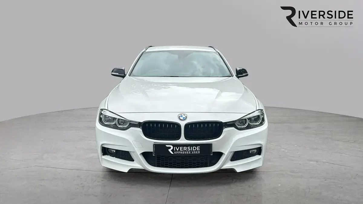 Used BMW 320 M Sport 190 HP (139 kW) 2019 Alpine white Estate