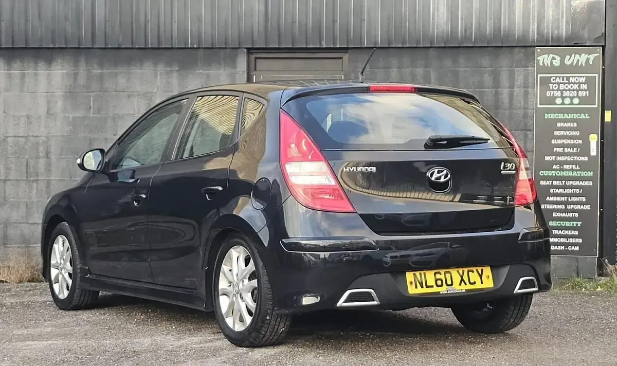Used Hyundai i30 Edition 124 HP (91 kW) 2010 Black Hatchback