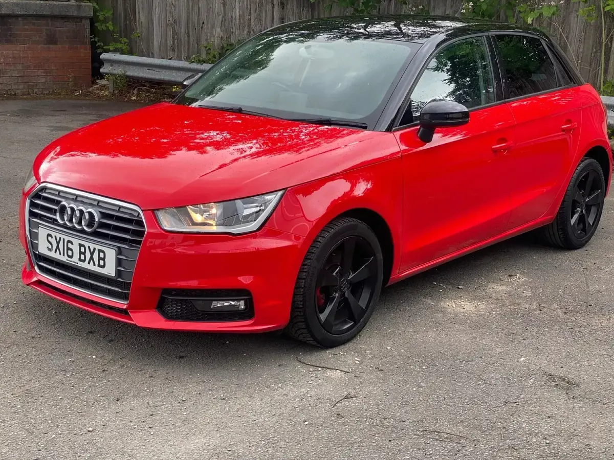 Used Audi A1 Sportback Sport 125 HP (91 kW) 2016 Red Hatchback