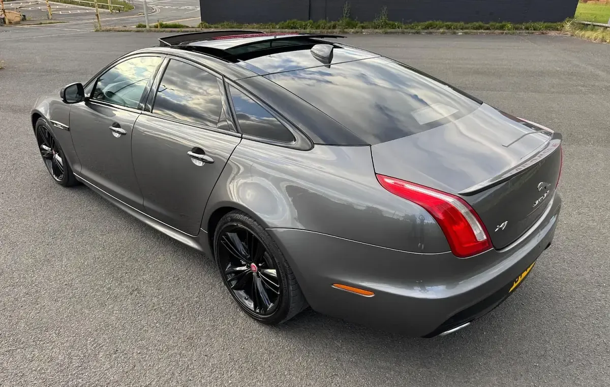 Used Jaguar XJ R-Sport 340 HP (250 kW) 2017 Grey Sedan