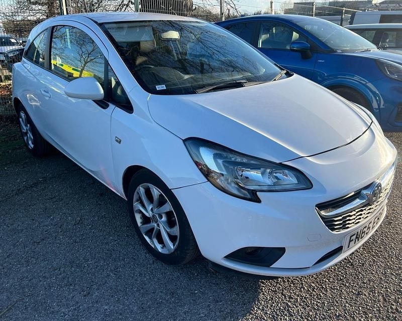 Used Vauxhall Corsa Excite 2015 White Hatchback