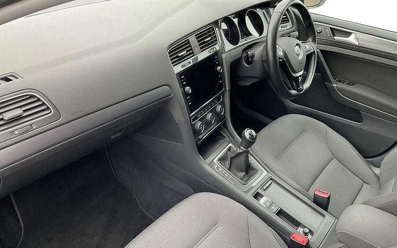 Begagnad VW Golf VII Edition 150 HK (110 kW) 2020 Blå Halvkombi