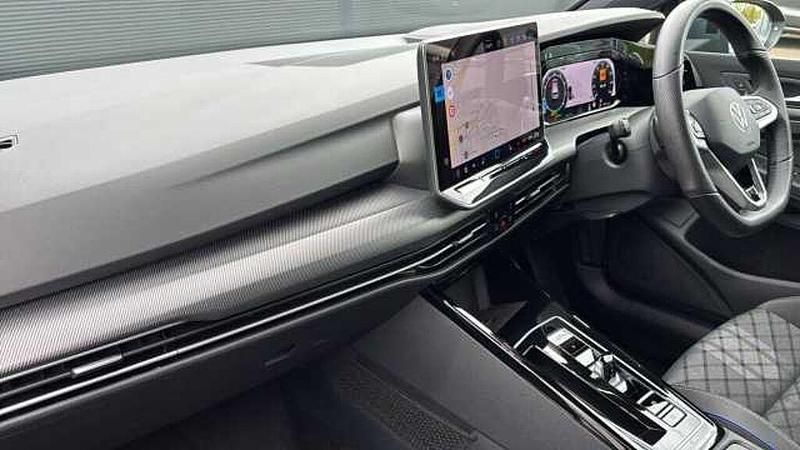 Used VW Golf VIII 150 HP (110 kW) 2025