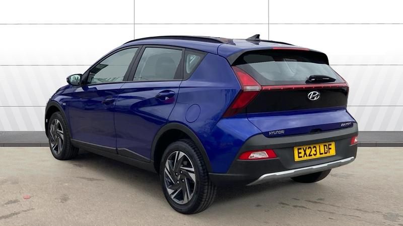 Begagnad Hyundai Bayon SE 101 HK (74 kW) 2023 Blå SUV