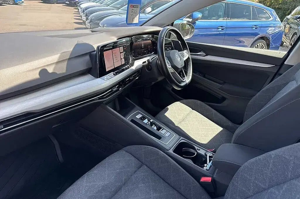 Used VW Golf VII 110 HP (80 kW) 2020 Estate