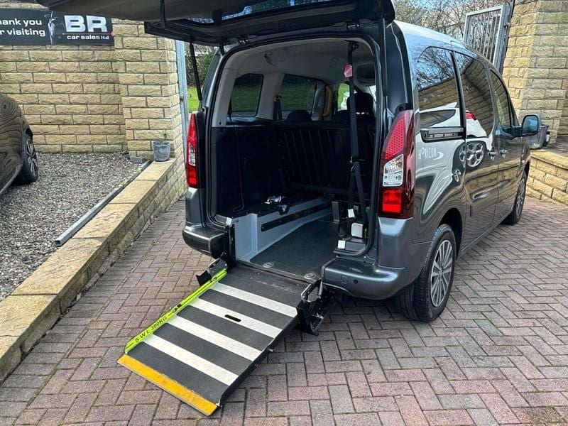 Grey Used 2014 Peugeot Partner Tepee S MPV | £7,495 (Fair price) - Image 1/4