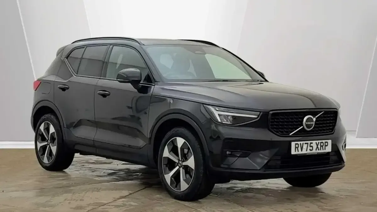 Used Volvo XC40 Plus 197 HP (144 kW) 2025 SUV