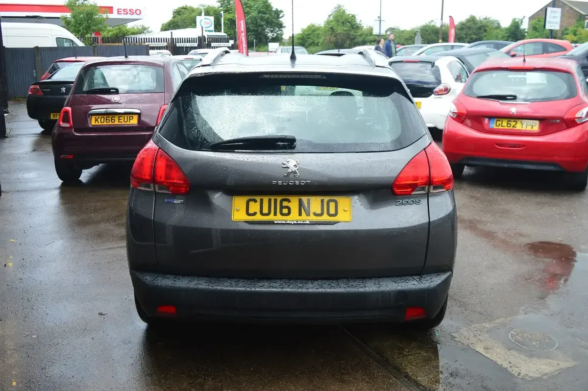 Used Peugeot 2008 Active 82 HP (60 kW) 2016 Grey SUV