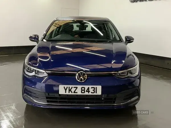 Second-hand VW Golf VII Style 115 CP (84 kW) 2020 Albastru Hatchback
