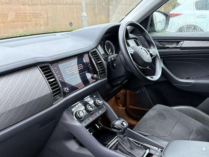 Used Skoda Kodiaq SE L 110 HP (80 kW) 2022 Black magic pearl effect SUV