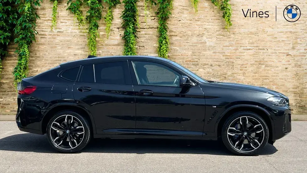Used BMW X4 M Sport 360 HP (264 kW) 2024 Black SUV