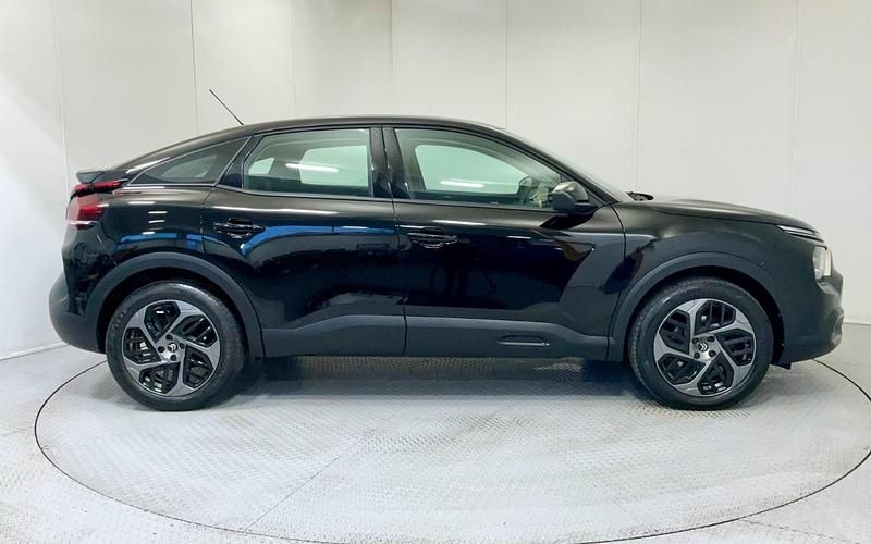 Used Citroën C4 PureTech 2022 Black Hatchback