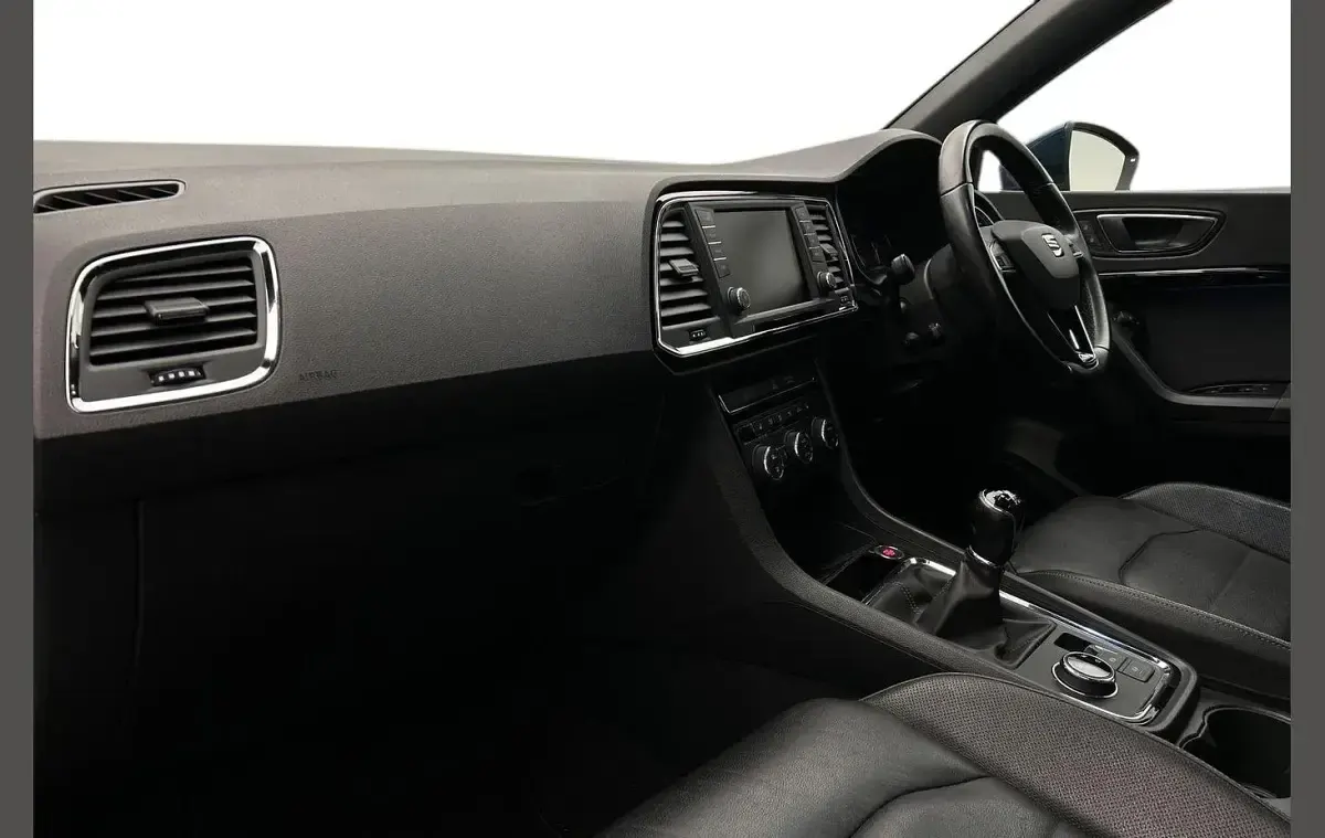Used Seat Ateca XCELLENCE 150 HP (110 kW) 2017 Blue SUV