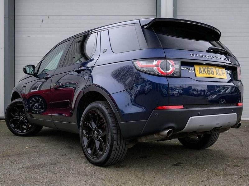 Used Land Rover Discovery Sport HSE 180 HP (132 kW) 2016 Blue SUV