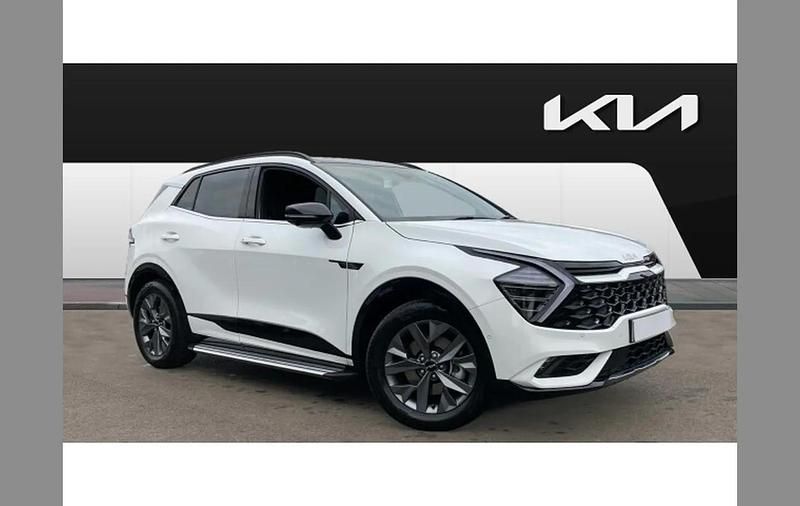 White Used 2025 Kia Sportage GT-Line S SUV | £33,590 (Good price) - Image 1/4