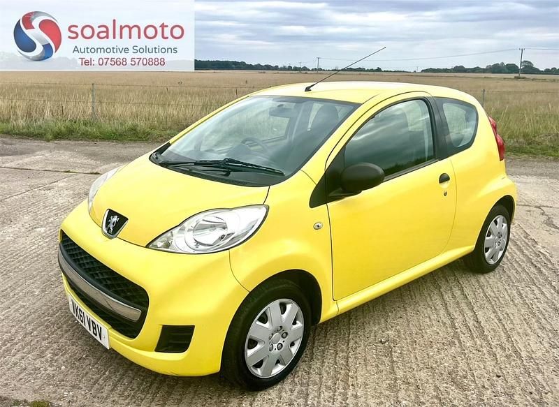 Yellow Used 2011 Peugeot 107 Hatchback | £1,999 (Fair price) - Image 1/4