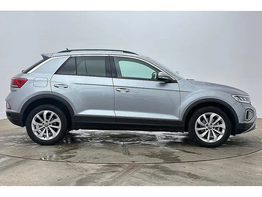 Used VW T-Roc 150 HP (110 kW) 2025 SUV