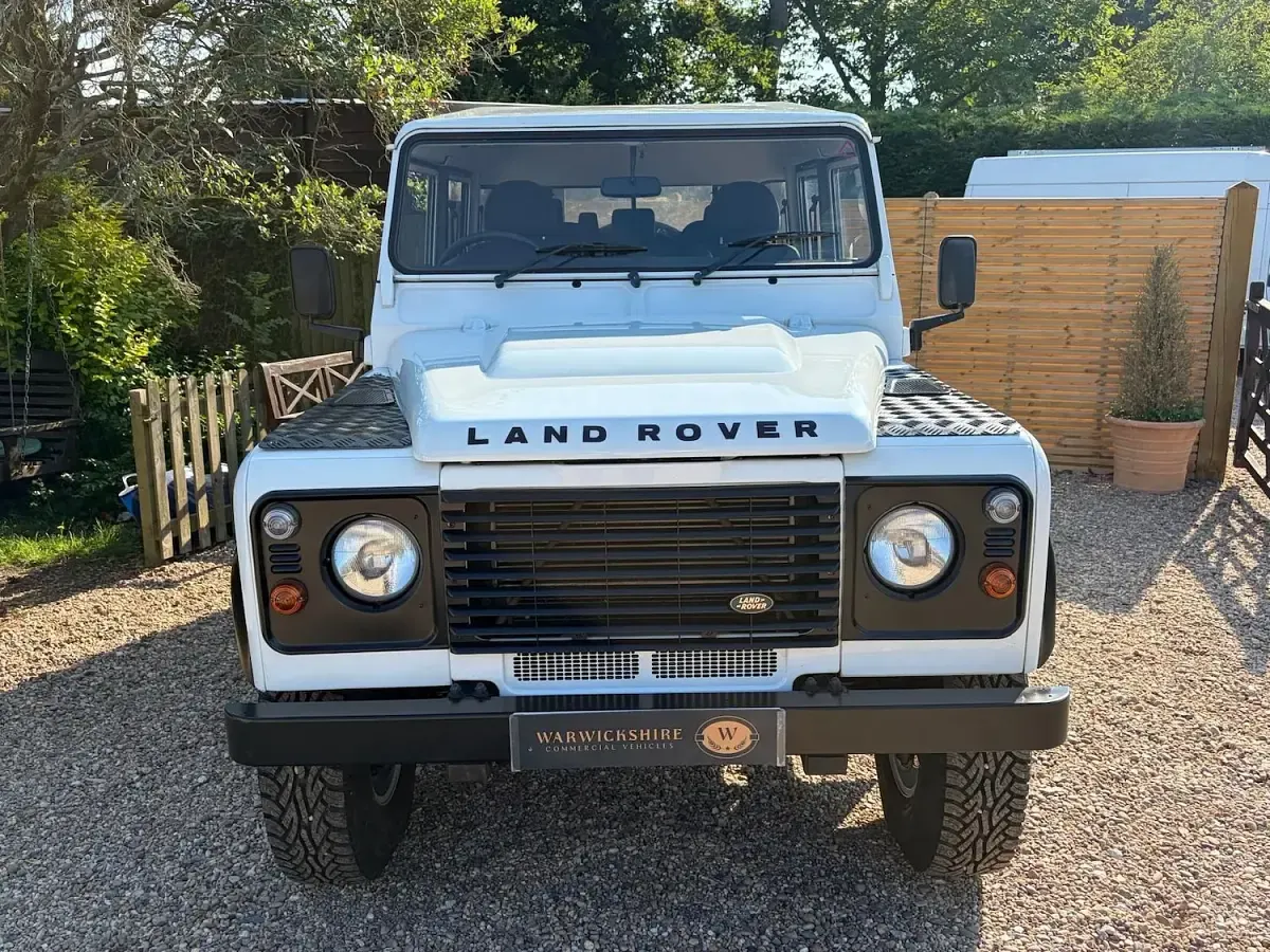 Used Land Rover Defender 2011 White Pickup