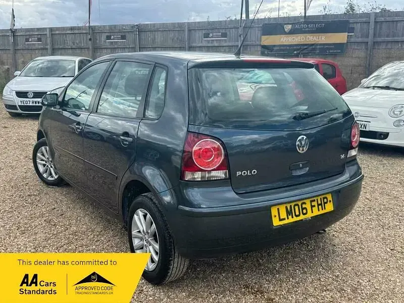 Used VW Polo S 80 HP (58 kW) 2006 Grey Hatchback