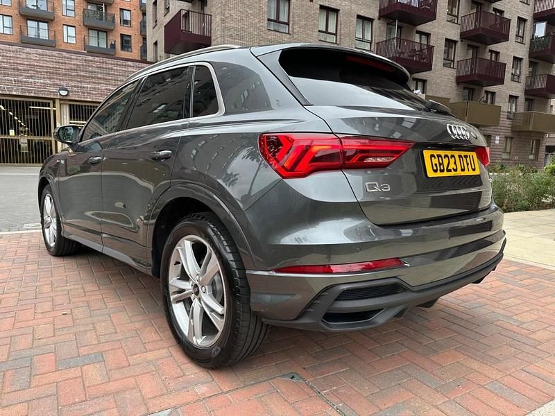 Usado Audi Q3 S-Line 2023 Cinzento SUV