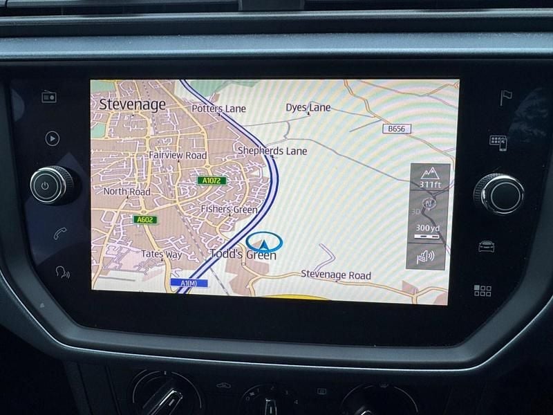 Used Seat Arona SE Technology 115 HP (84 kW) 2019 Red SUV