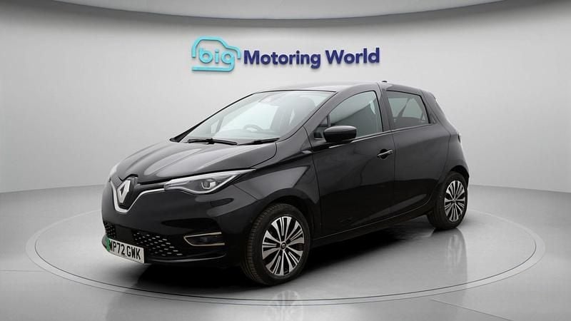 Used Renault Zoe Techno 100 kW (136 HP) 2022 Black Hatchback