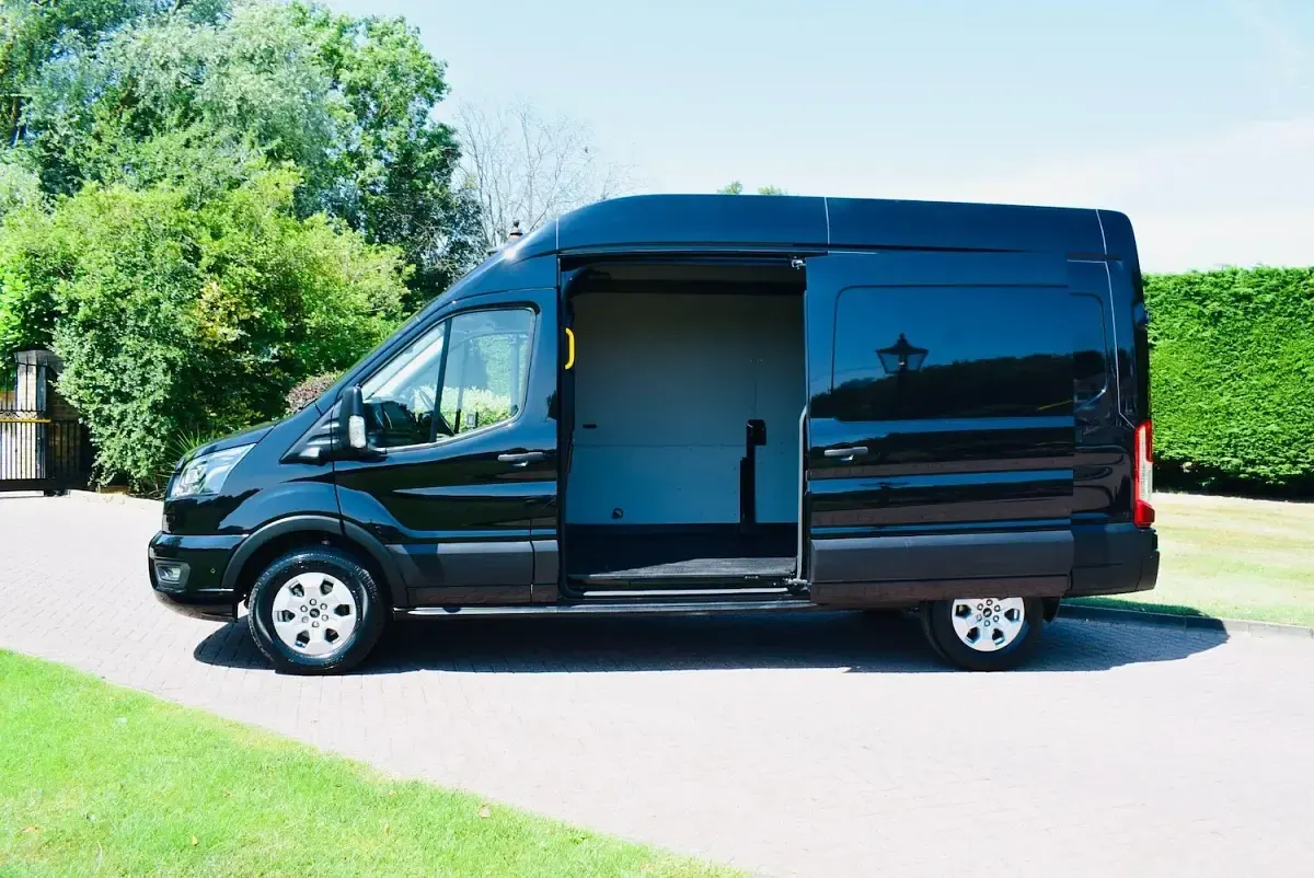 Used Ford Transit Limited 165 HP (121 kW) 2025 Black Van