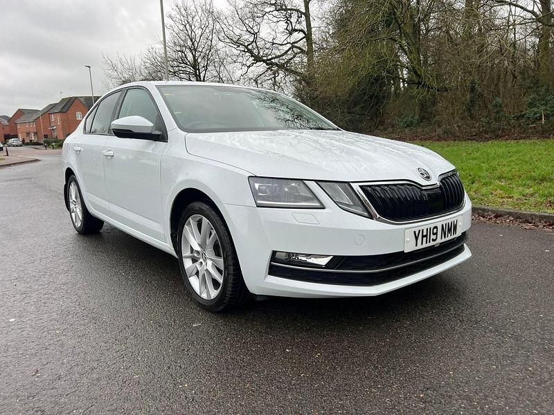 Used Skoda Octavia SE L 150 HP (110 kW) 2019 White Hatchback