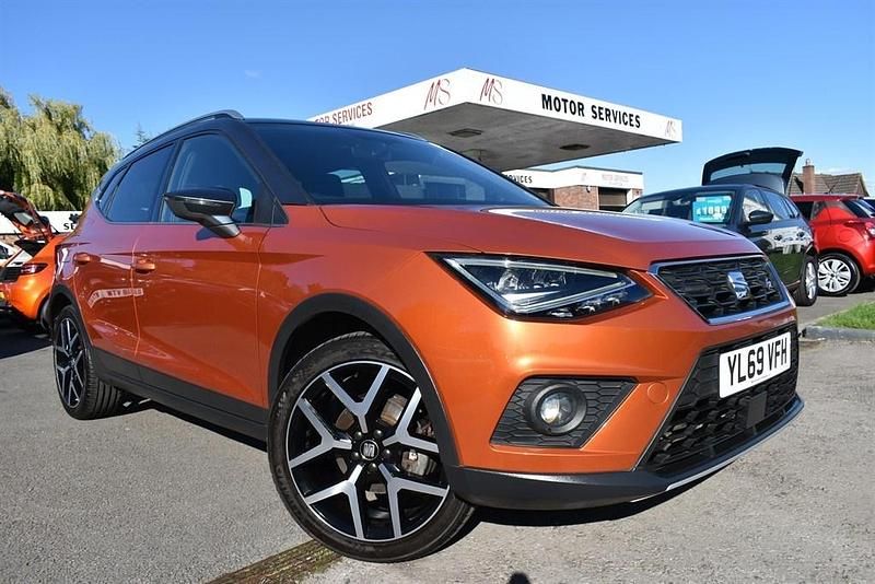 Orange Used 2020 Seat Arona FR Sport SUV | £12,995 (Fair price) - Image 1/4