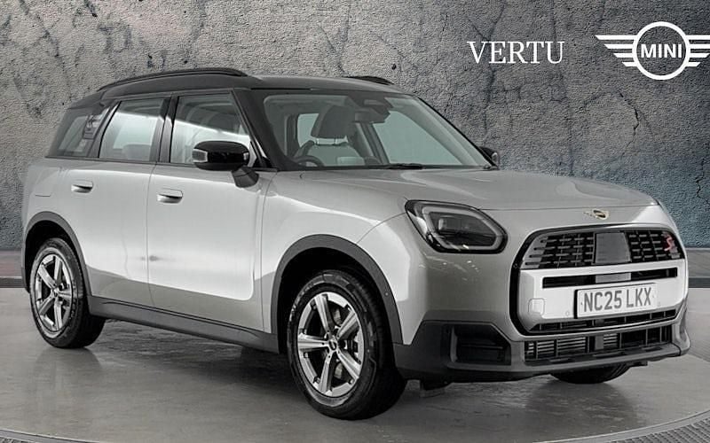 New 2025 Mini Countryman Classic SUV | £31,000 (Good price) - Image 1/4