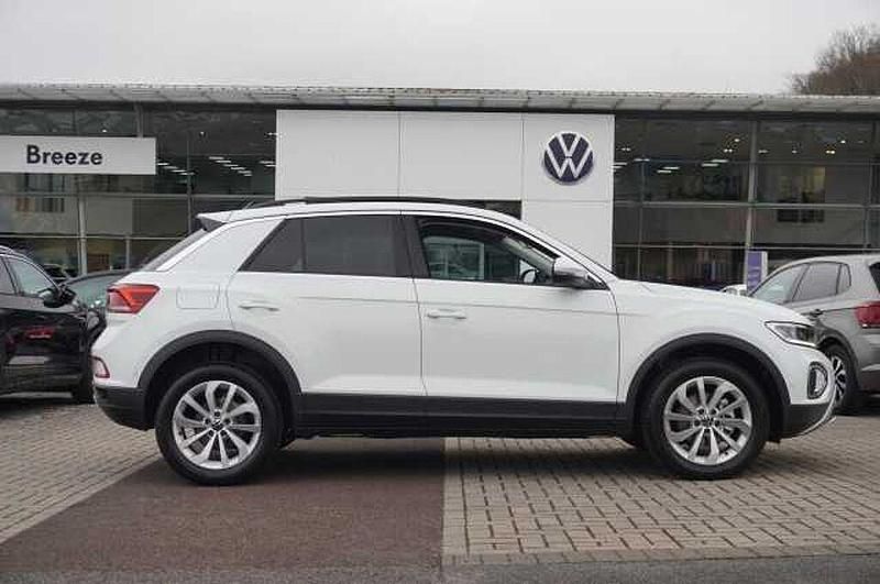 Used VW T-Roc Match 150 HP (110 kW) 2025 SUV