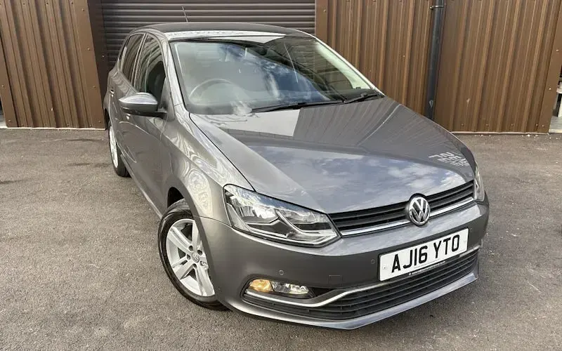 Used VW Polo Match 90 HP (66 kW) 2016 Hatchback