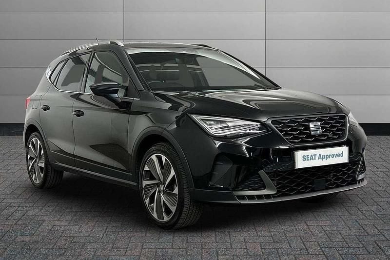 Black Used 2022 Seat Arona FR Sport SUV | £14,750 (Fair price) - Image 1/4
