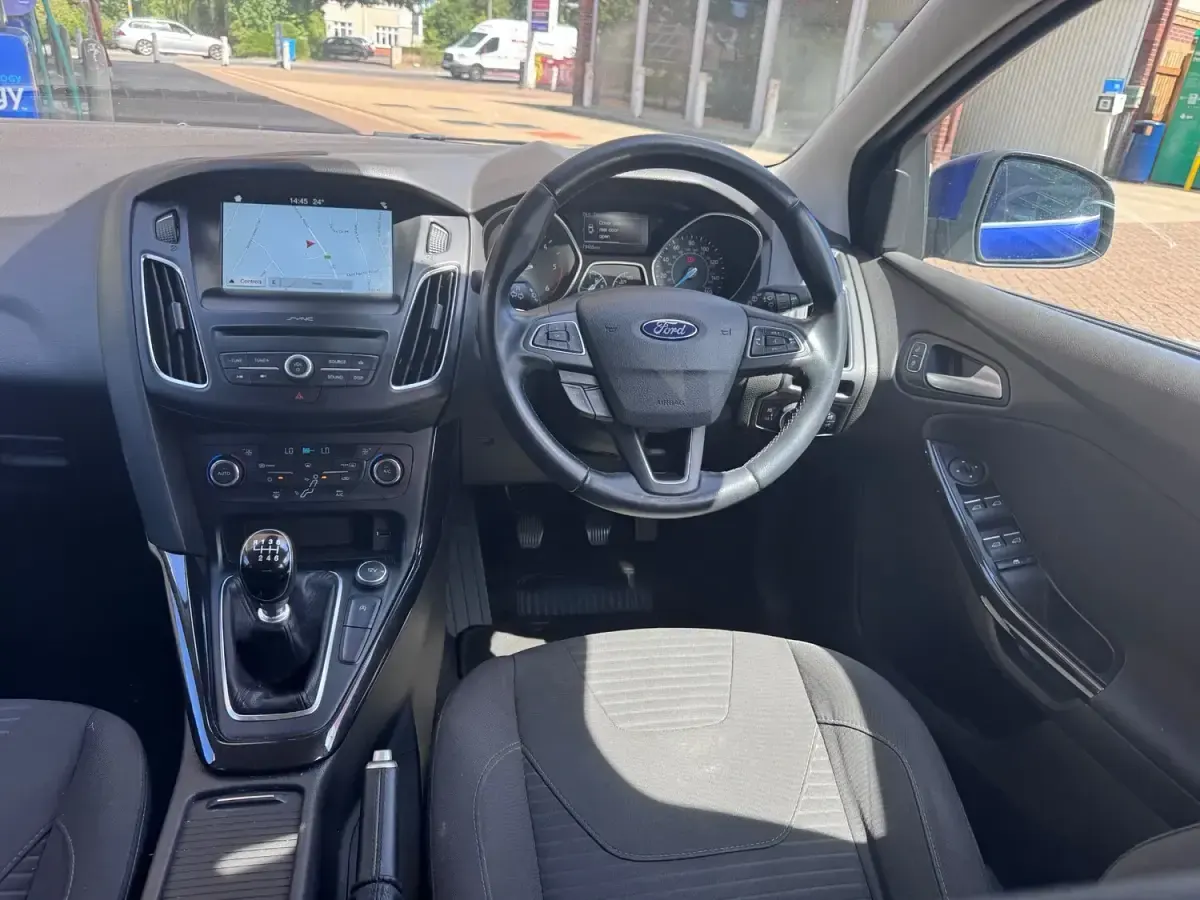Used Ford Focus Titanium 2017 Blue Hatchback