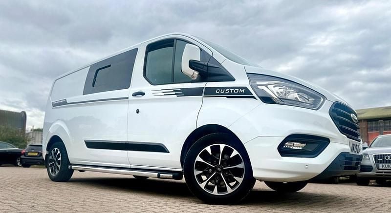 White Used 2019 Ford Transit Custom Van | £14,495 (Expensive) - Image 1/4