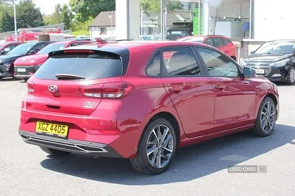 Used Hyundai i30 Premium 120 HP (88 kW) 2022 Red Hatchback