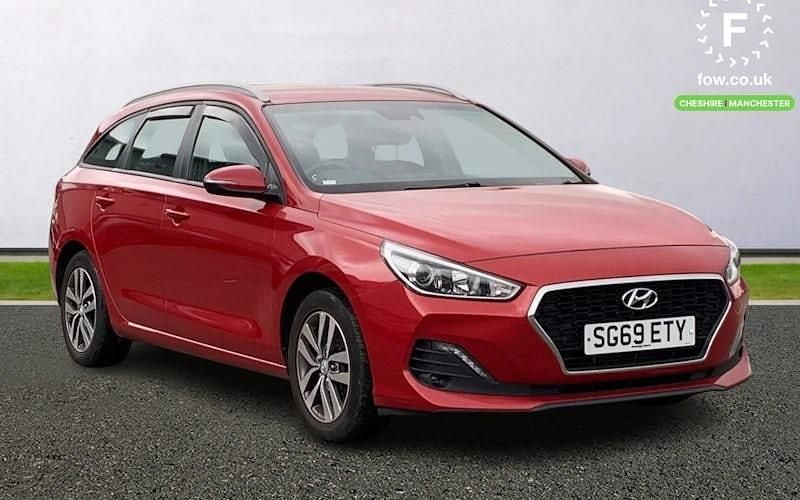 Used 2020 Hyundai i30 SE Estate | £9,799 (Fair price) - Image 1/3