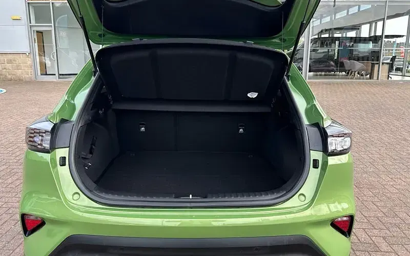 Usado Kia XCeed GT-Line 160 HP (117 kW) 2023 Verde SUV