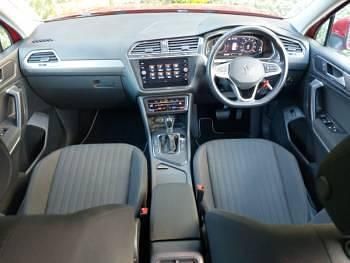 Used VW Tiguan Allspace Life 150 HP (110 kW) 2021 Red SUV