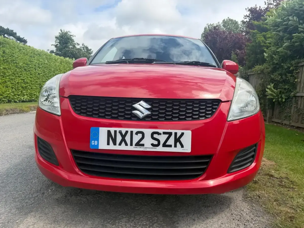 Used Suzuki Swift SZ3 94 HP (69 kW) 2012 Red Hatchback