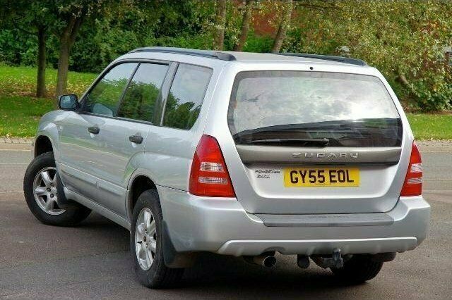 Begagnad Subaru Forester 2006 SUV