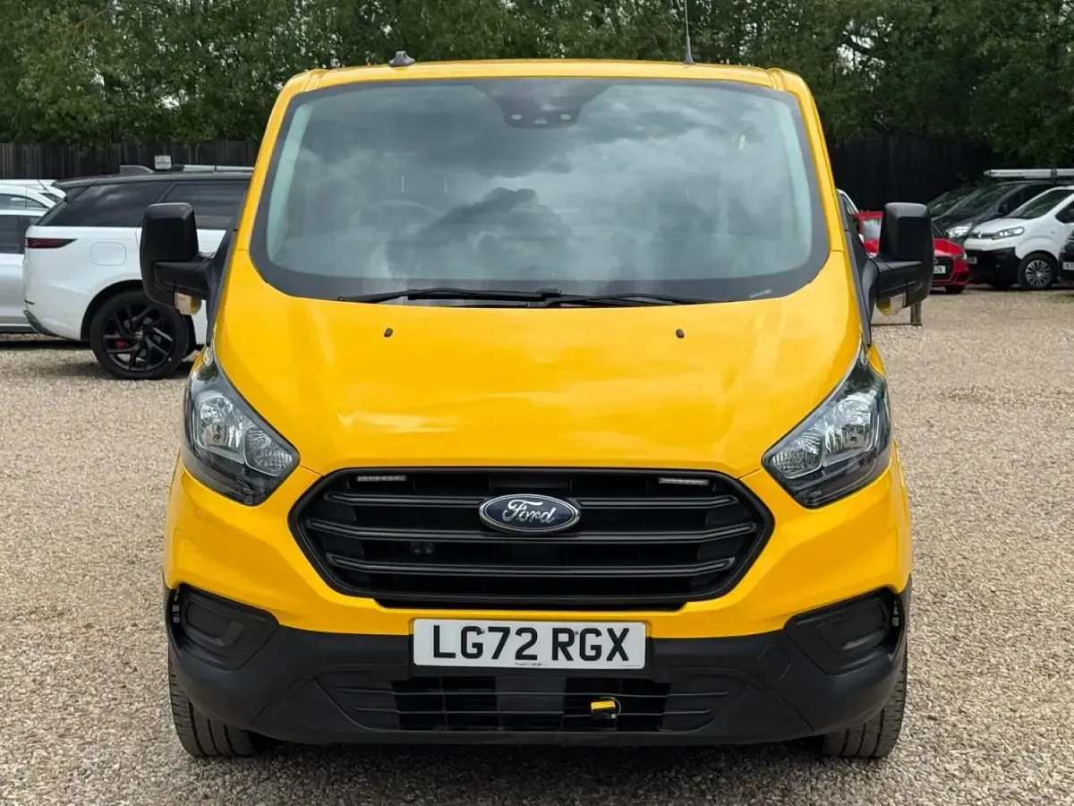 Used Ford Transit Custom S 130 HP (95 kW) 2022 Yellow Van