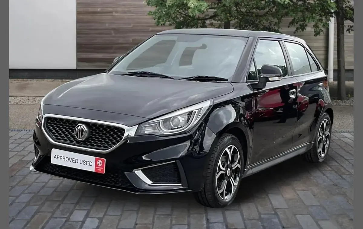 Used MG MG3 Exclusive 105 HP (77 kW) 2023 Black Hatchback